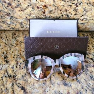 Gucci Sun Glasses